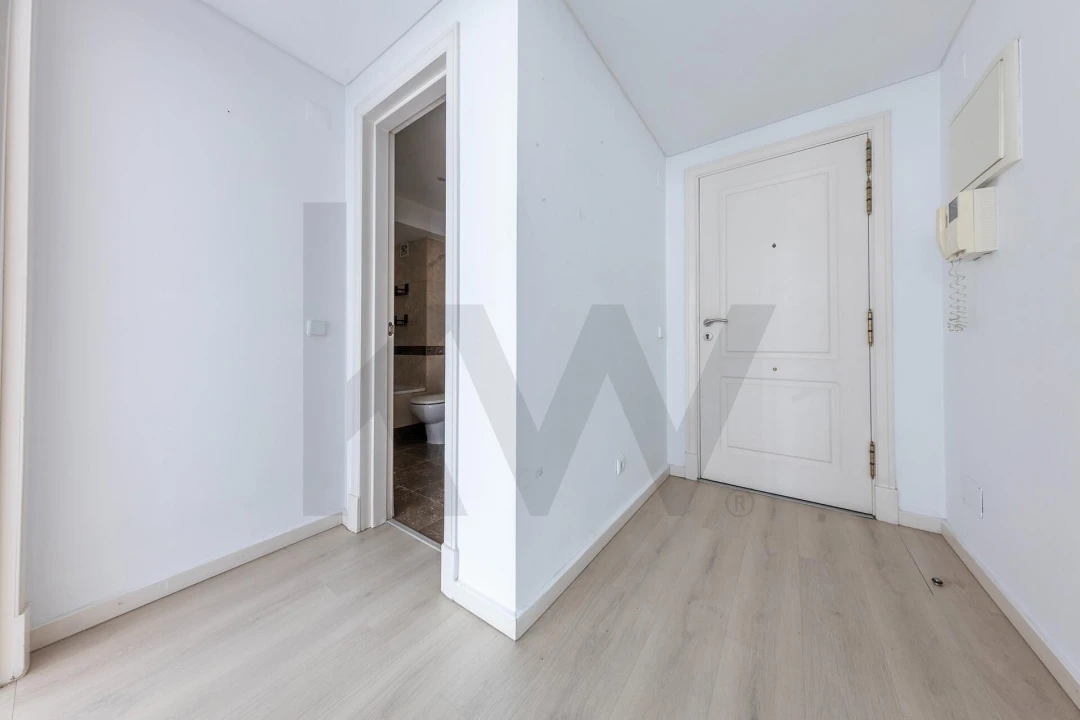 Apartamento T1 para Arrendamento em Arroios Foto 14