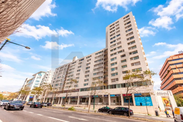 Apartamento T1 para Arrendamento em Arroios Foto 18