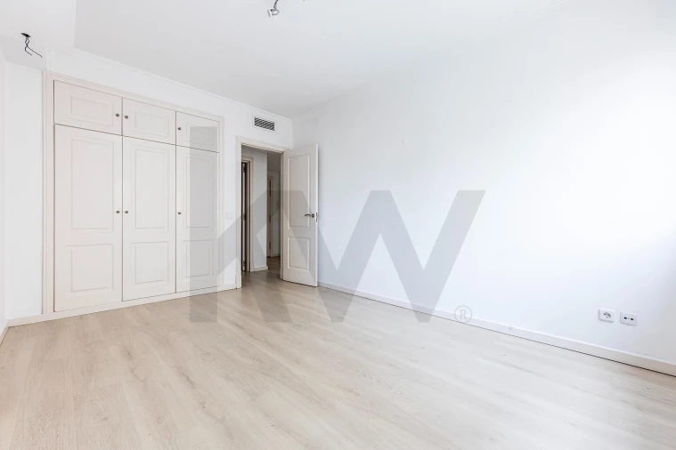 Apartamento T1 para Arrendamento em Arroios Foto 16