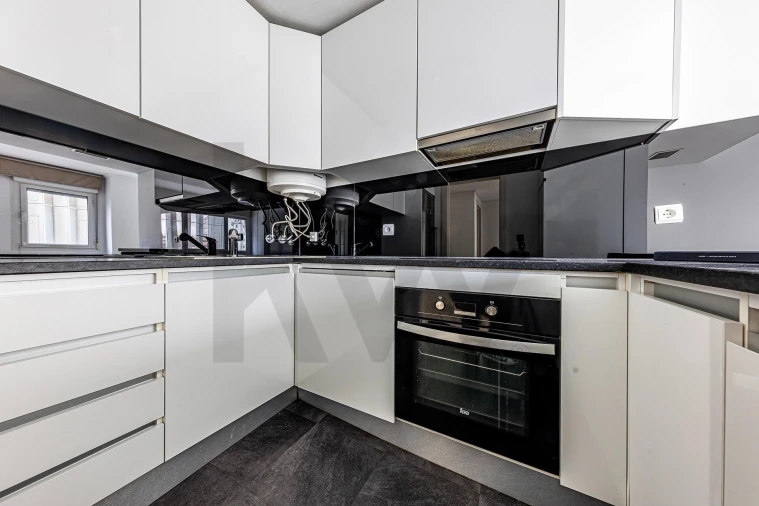 Apartamento T1 para Arrendamento em Arroios Foto 12