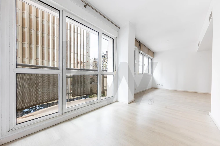 Apartamento T1 para Arrendamento em Arroios Foto 5