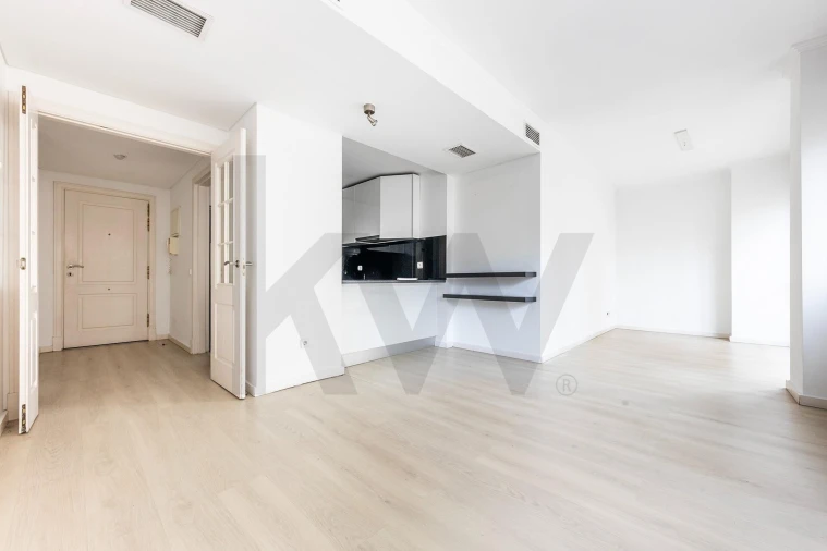 Apartamento T1 para Arrendamento em Arroios Foto 7