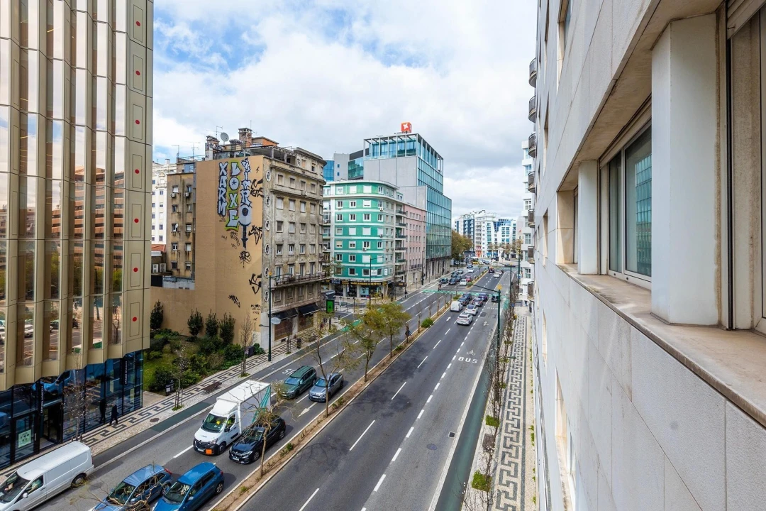 Apartamento T1 para Arrendamento em Arroios Foto 3