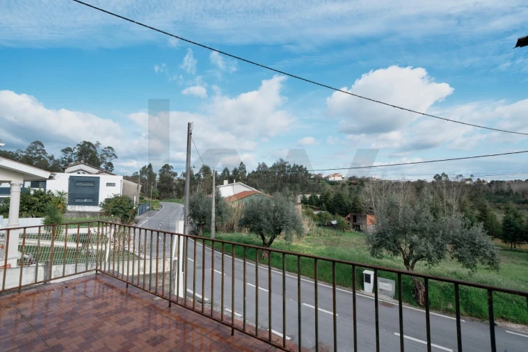 Moradia T2 para Venda em Barcouço Foto 2