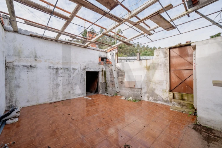 Moradia T2 para Venda em Barcouço Foto 27