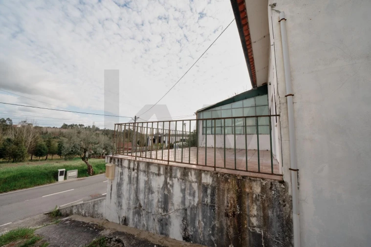 Moradia T2 para Venda em Barcouço Foto 32