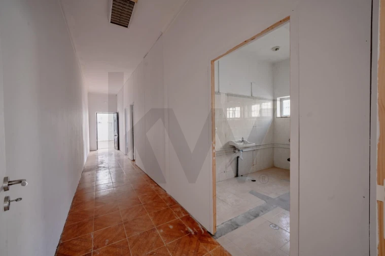 Moradia T2 para Venda em Barcouço Foto 17