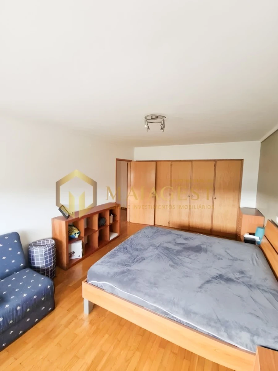 Apartamento T2 para Arrendamento em São Felix da Marinha Foto 11