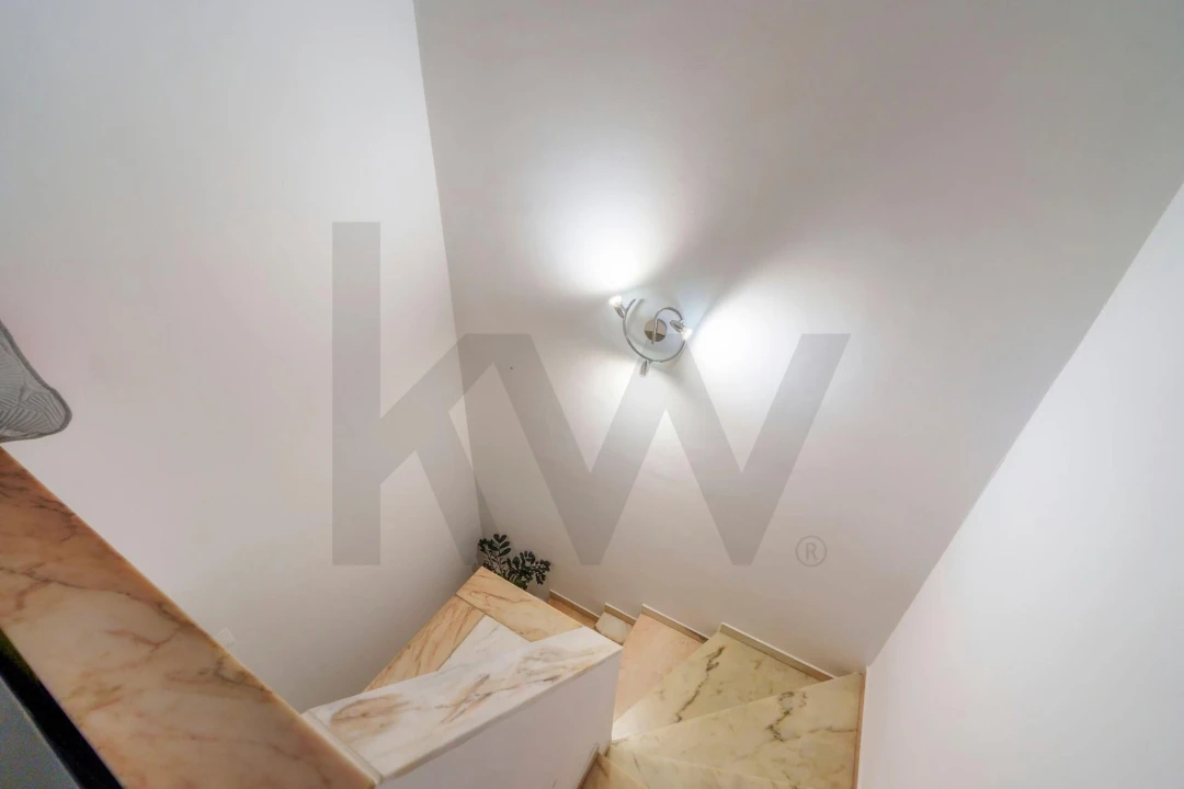 Apartamento T2 para Venda em Faro (Sé e São Pedro) Foto 31