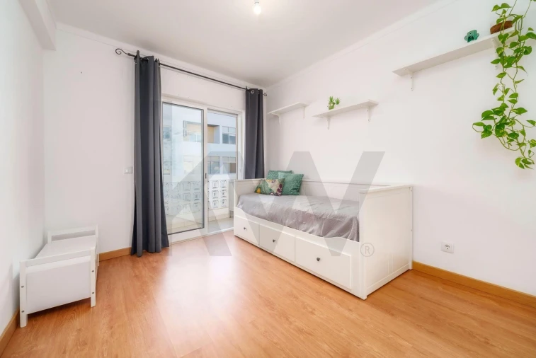 Apartamento T2 para Venda em Faro (Sé e São Pedro) Foto 19