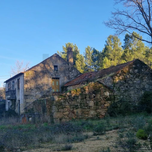 Quinta T2 para Venda em Vela Foto 13