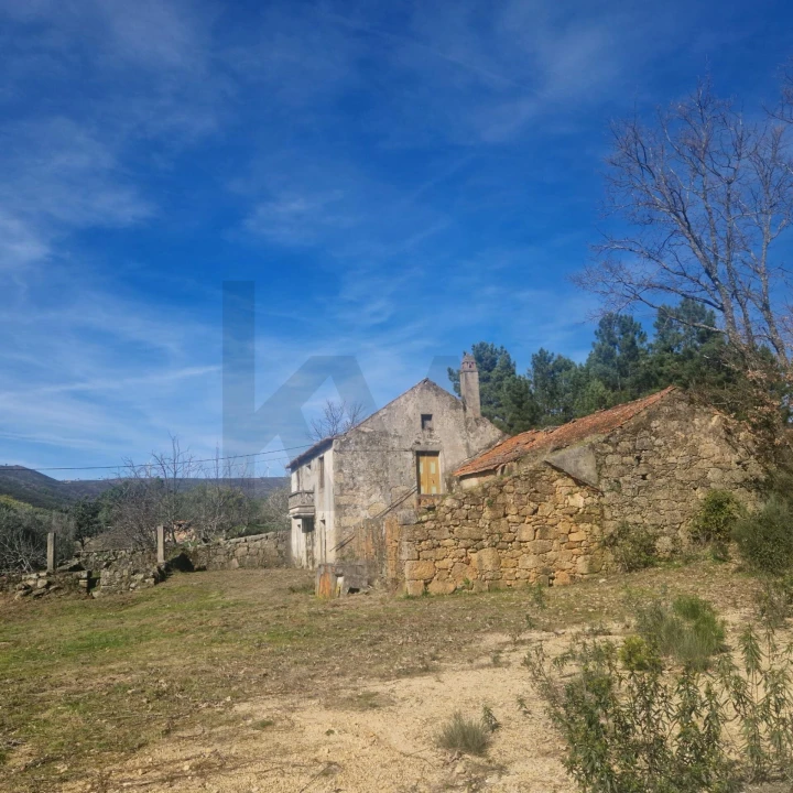 Quinta T2 para Venda em Vela Foto 8