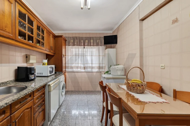 Apartamento T2 para Venda em Mina de Água Foto 15