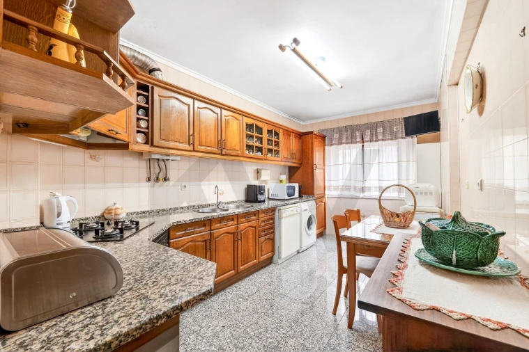 Apartamento T2 para Venda em Mina de Água Foto 14