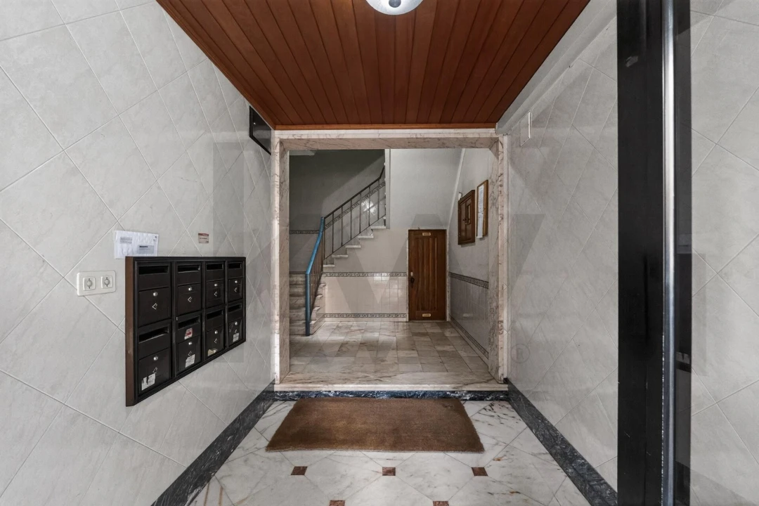 Apartamento T2 para Venda em Mina de Água Foto 3