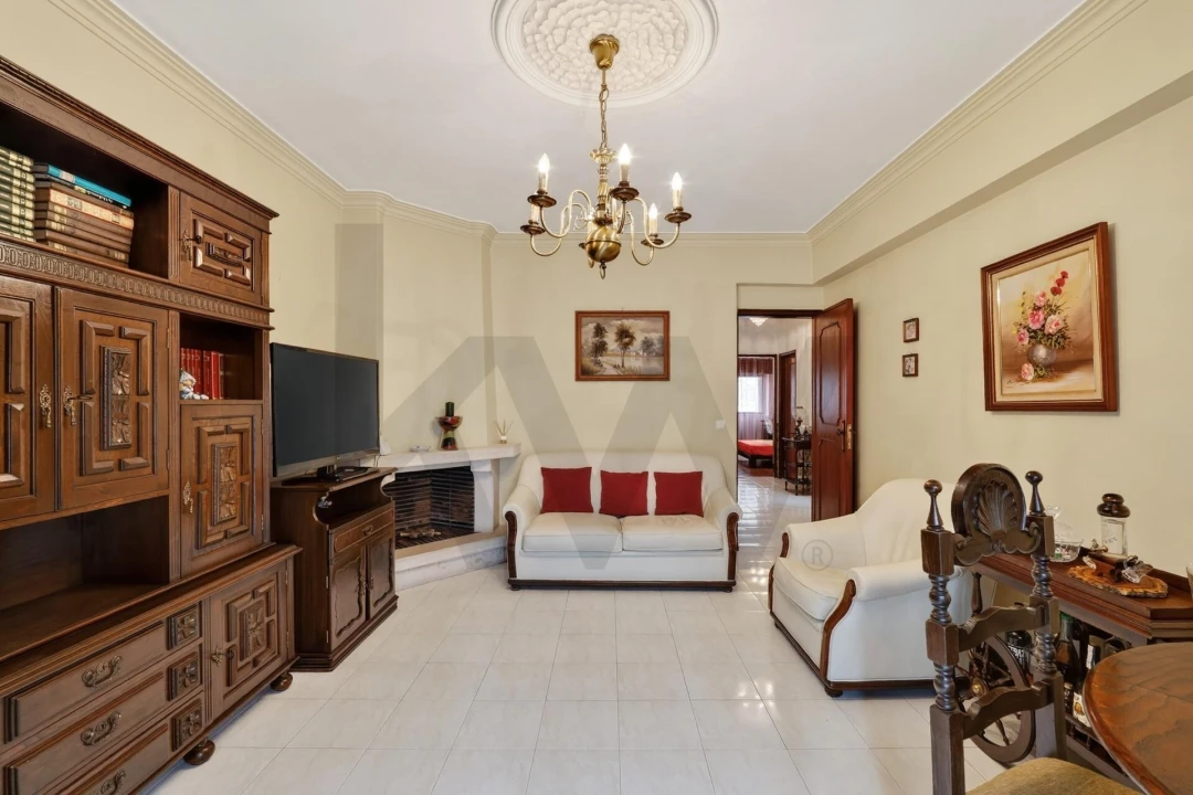 Apartamento T2 para Venda em Mina de Água Foto 7