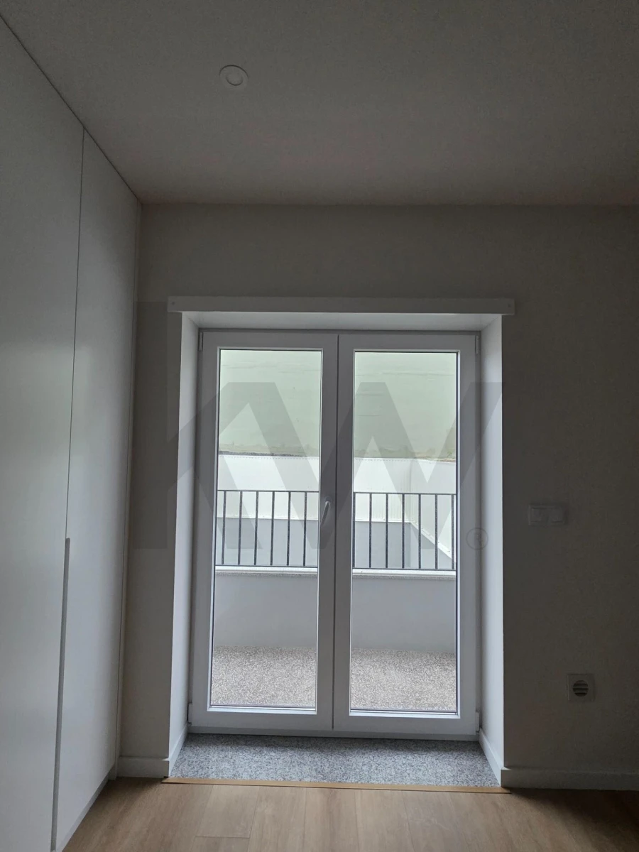 Apartamento T1 para Arrendamento em Paranhos