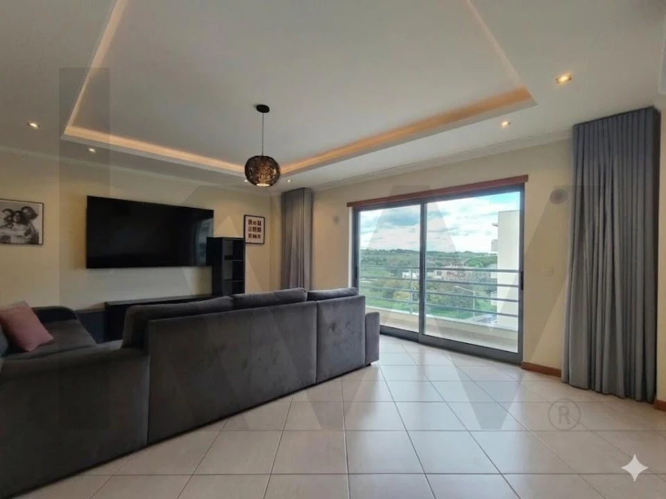 Apartamento T2 para Venda em Pechão Foto 3