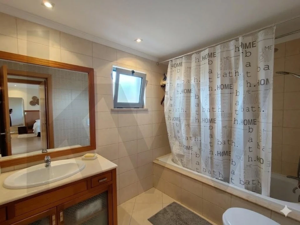 Apartamento T2 para Venda em Pechão Foto 16