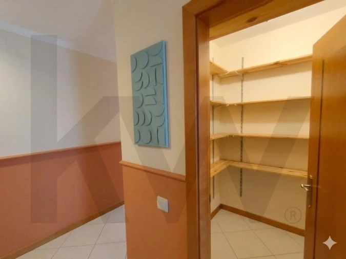 Apartamento T2 para Venda em Pechão Foto 10