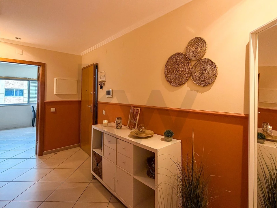 Apartamento T2 para Venda em Pechão Foto 18