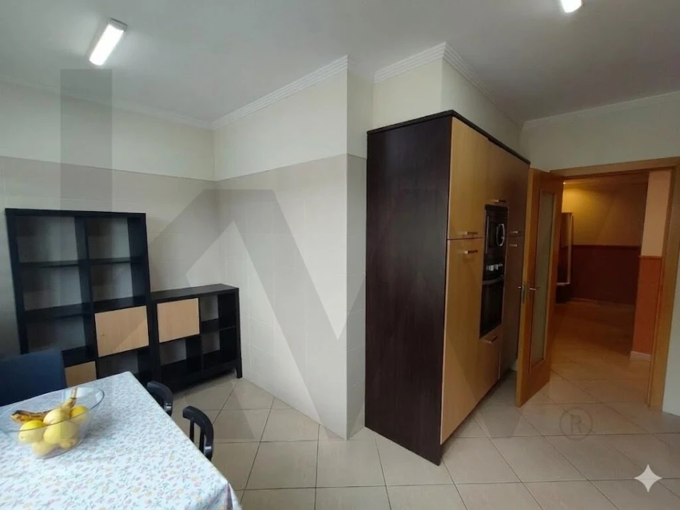 Apartamento T2 para Venda em Pechão Foto 9