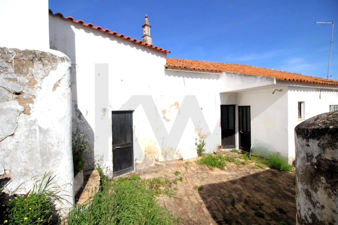 Moradia T3 para Venda em Estômbar e Parchal Foto 8