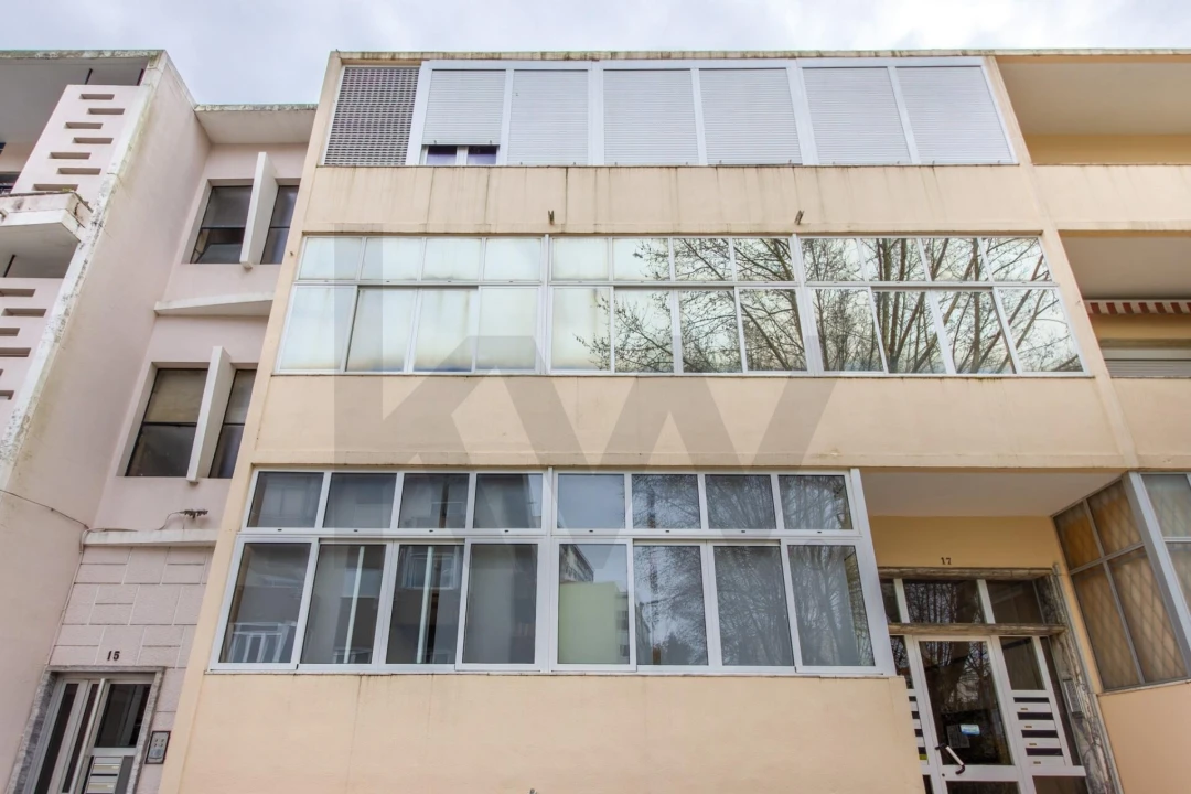 Apartamento T3 para Venda em Almada, Cova da Piedade, Pragal e Cacilhas Foto 29