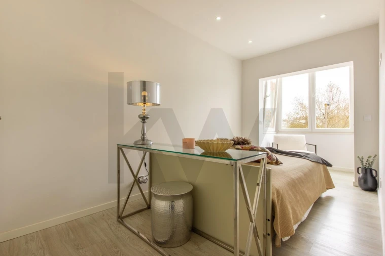 Apartamento T3 para Venda em Almada, Cova da Piedade, Pragal e Cacilhas Foto 15