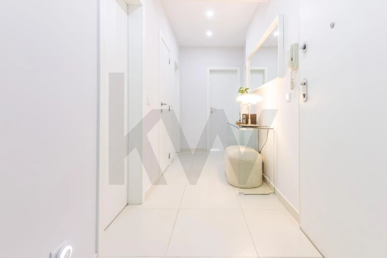 Apartamento T3 para Venda em Almada, Cova da Piedade, Pragal e Cacilhas Foto 14