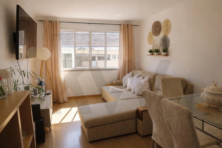 Apartamento T1 para Venda em Alto do Seixalinho, Santo André e Verderena Foto 2