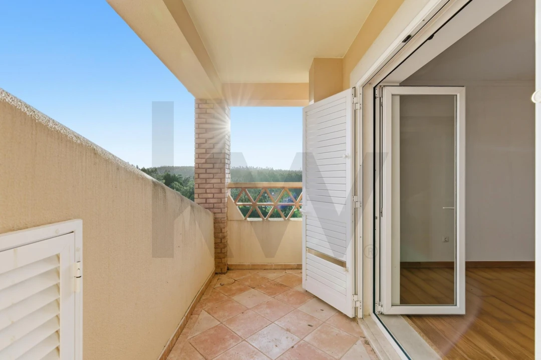 Moradia T5 para Venda em Salir de Matos Foto 71