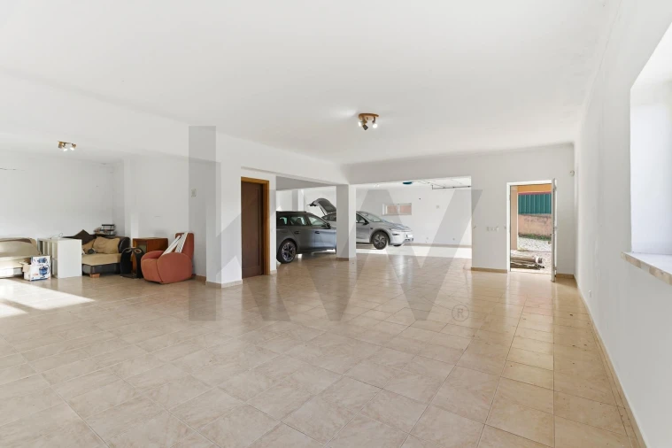 Moradia T5 para Venda em Salir de Matos Foto 78