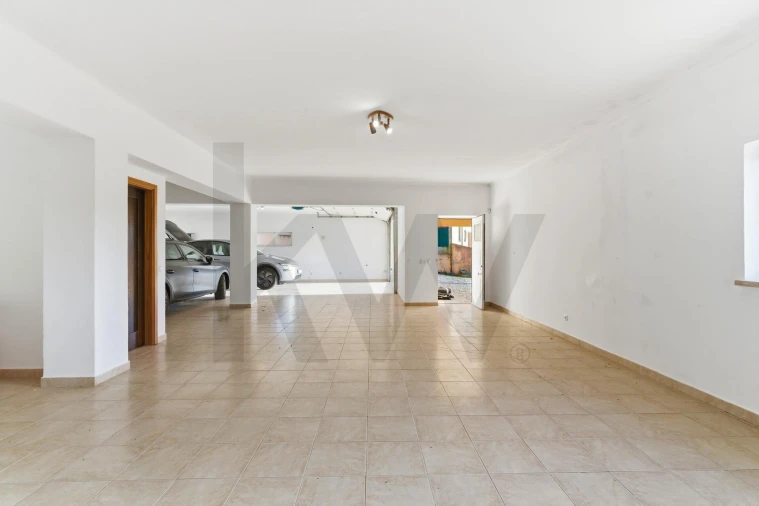 Moradia T5 para Venda em Salir de Matos Foto 79