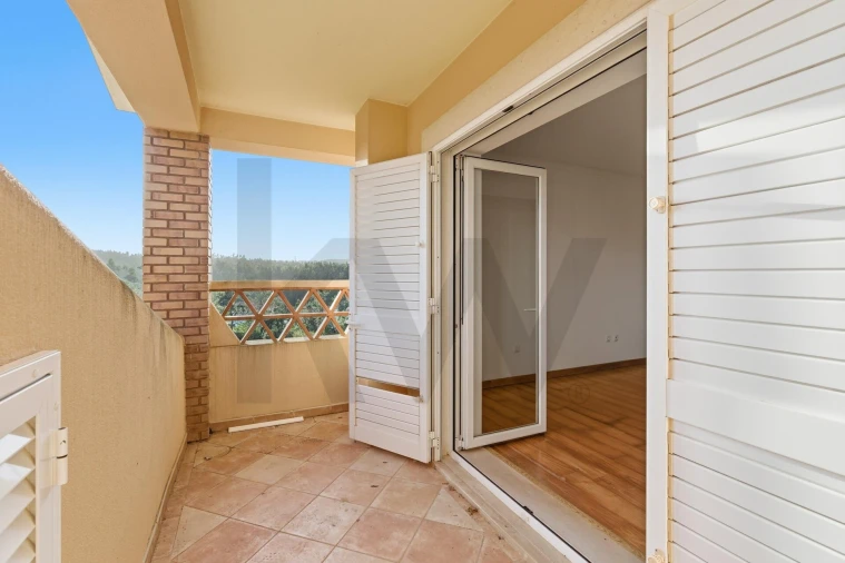 Moradia T5 para Venda em Salir de Matos Foto 70