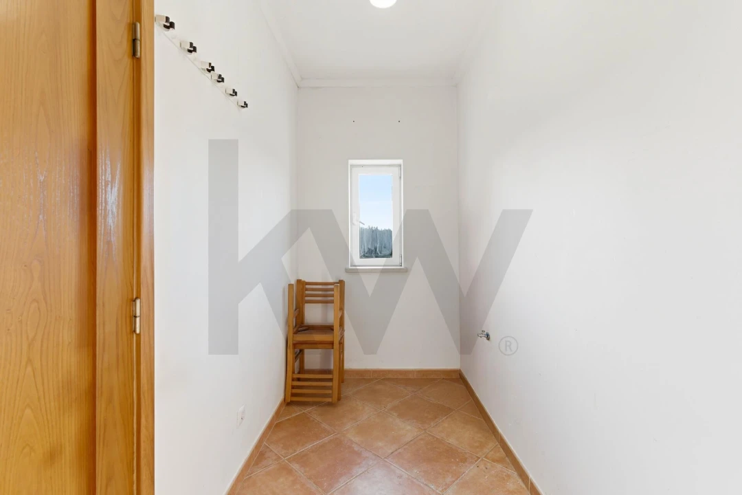 Moradia T5 para Venda em Salir de Matos Foto 41