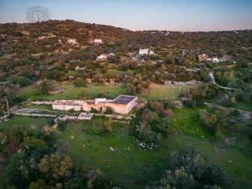 Terreno para Venda em Santa Barbara de Nexe