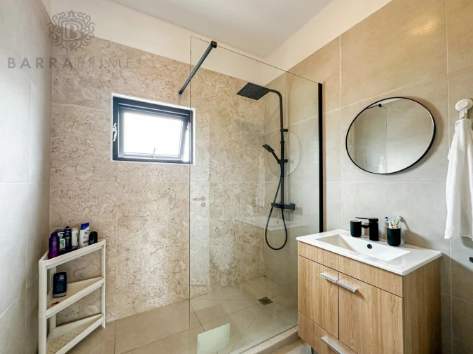 Moradia T4 para Venda em Almancil Foto 13