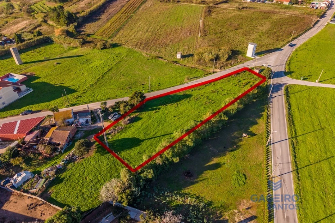 Terreno para Venda em Alfeizerão Foto 1