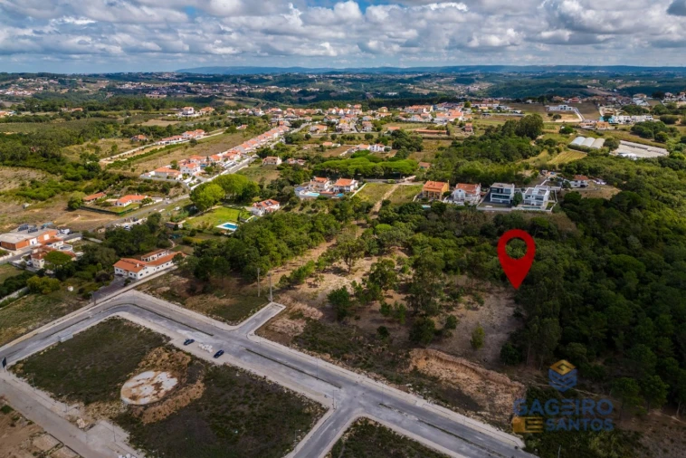 Terreno para Venda em Tornada e Salir do Porto Foto 10
