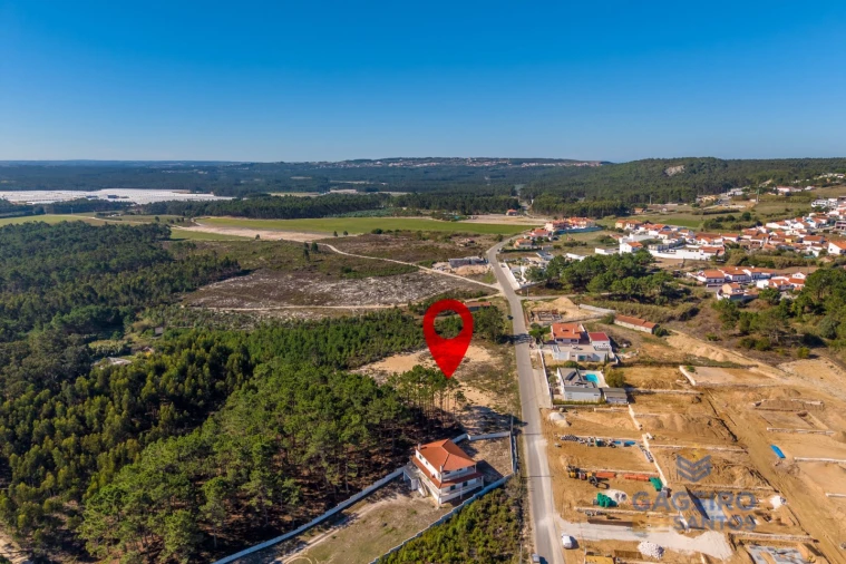 Terreno para Venda em Tornada e Salir do Porto Foto 4