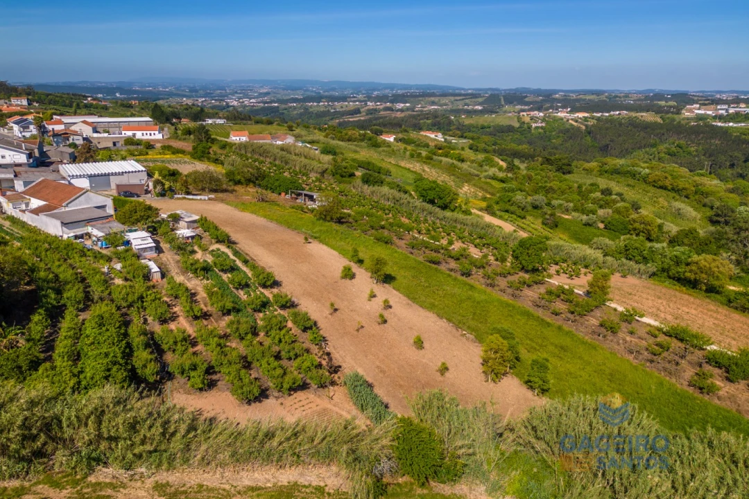 Terreno para Venda em Usseira Foto 12