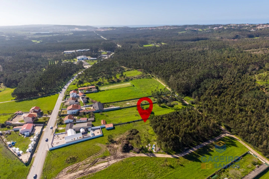 Terreno para Venda em Famalicão Foto 1