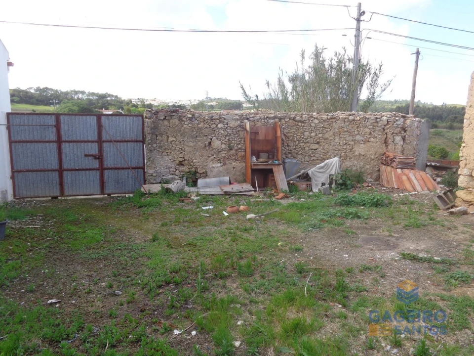 Terreno para Venda em Santa Maria, São Pedro e Sobral da Lagoa Foto 1
