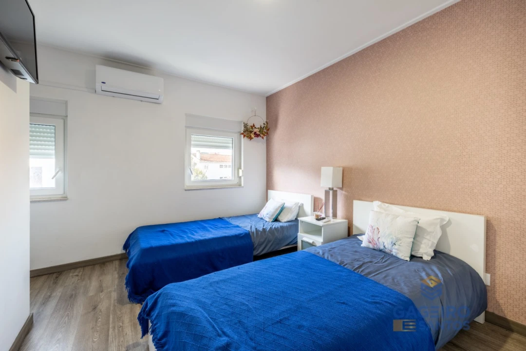 Moradia T2 para Venda em São Martinho do Porto Foto 14