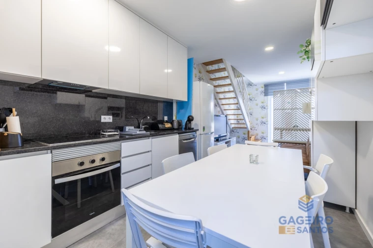 Moradia T2 para Venda em São Martinho do Porto Foto 6