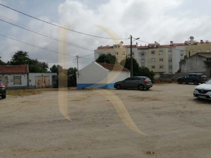 Terreno para Venda em Seixal, Arrentela e Aldeia de Paio Pires Foto 8