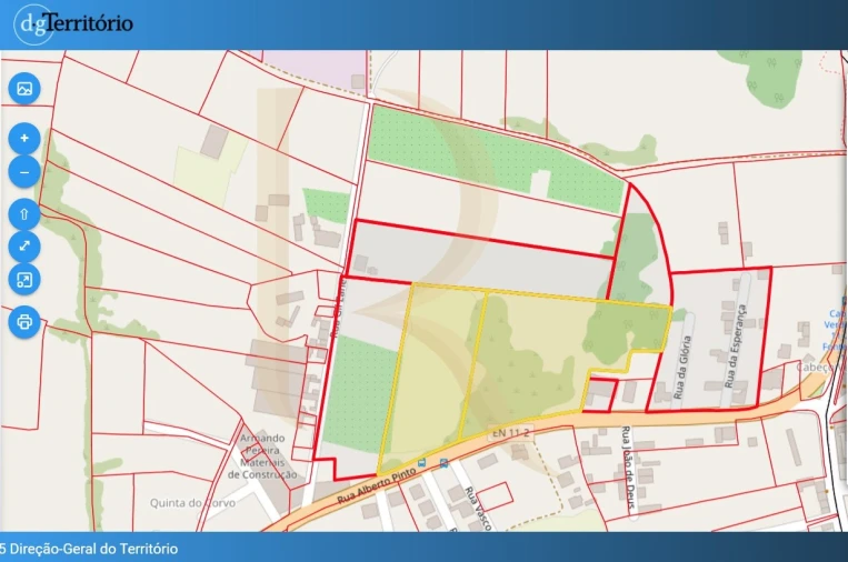 Terreno para Venda em Santo Antonio da Charneca Foto 3
