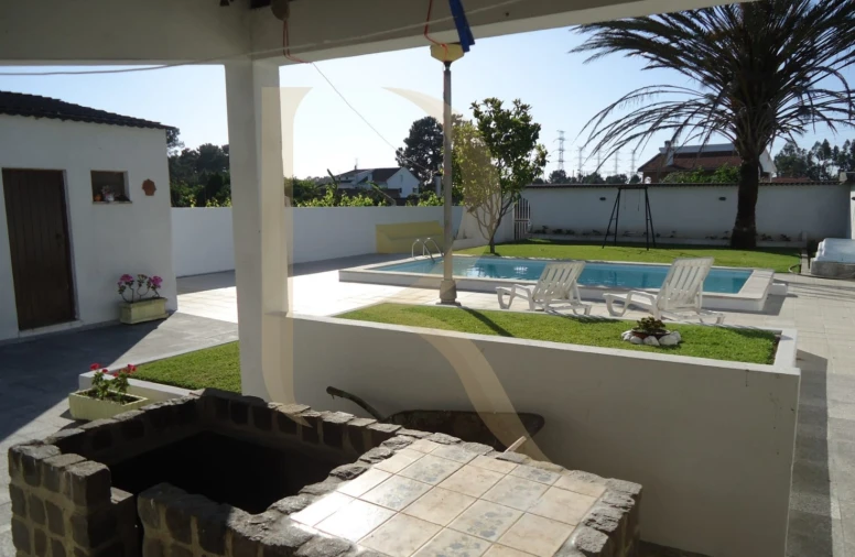 Terreno para Venda em Fernao Ferro Foto 13