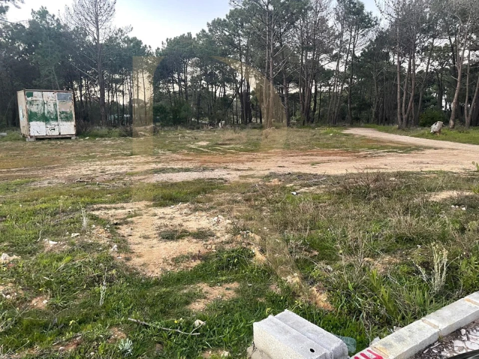 Terreno para Venda em Sesimbra (Castelo) Foto 3